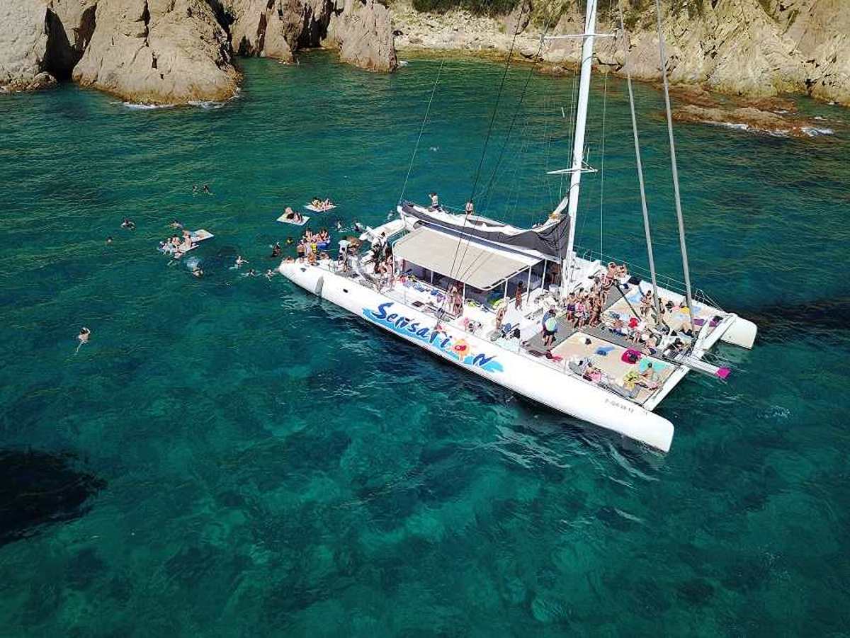 Catamaran per grups a Lloret de Mar - Girona - cata-lloret-2026-1.jpg